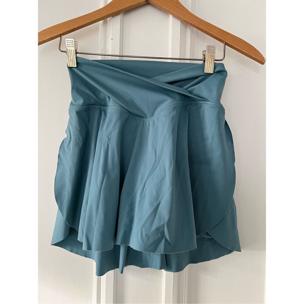 NWOT Teal green/blue athletic mini skort XS